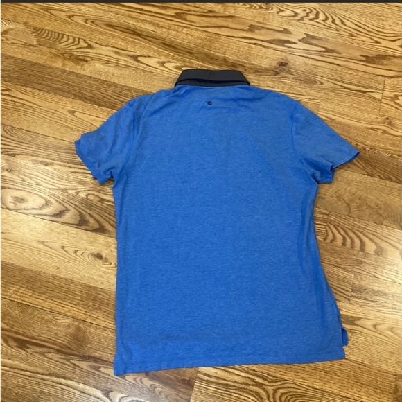 Lululemon short sleeve polo shirt - Picture 2 of 5
